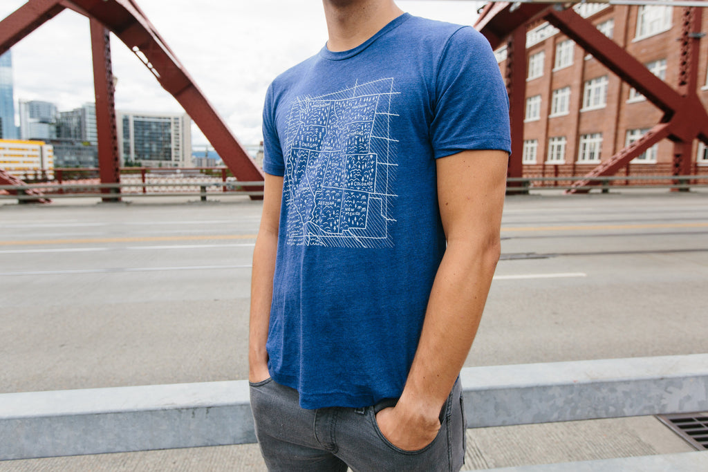 Travel West Tee-Navy